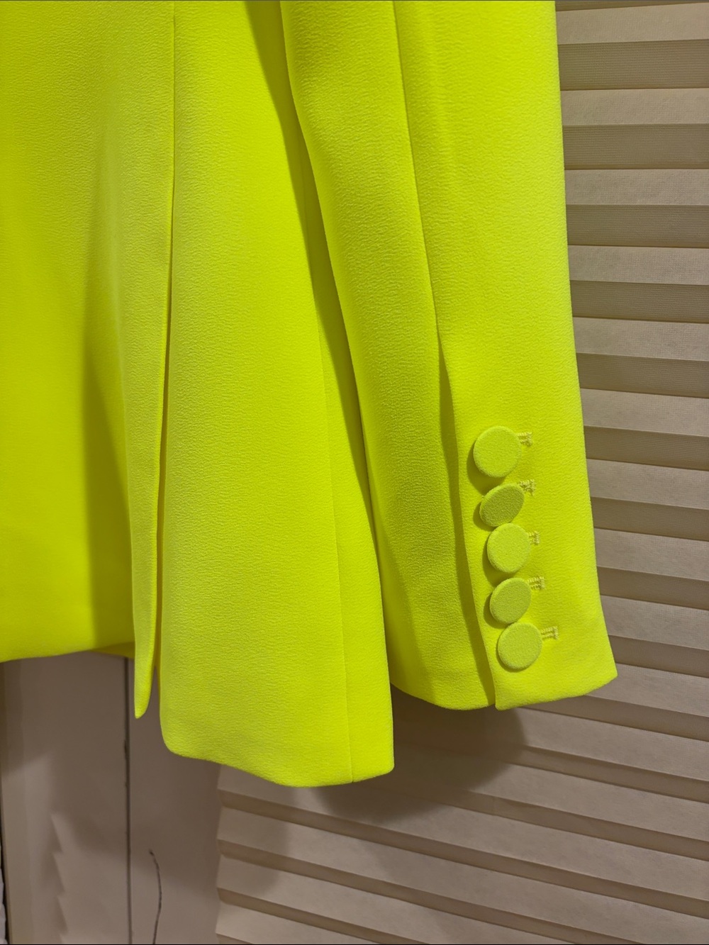 NWOT Alex Perry Neon Yellow Tailored Blazer, Size US 6 - Picture 6 of 10